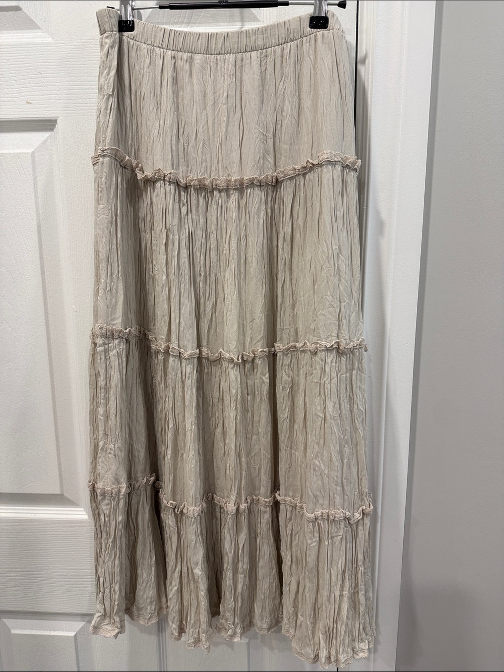 Aritzia Little Moon Damasque Tiered Maxi Skirt Ecru size Medium